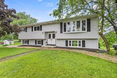 6414 Exchange St, Mcfarland, WI 53558
