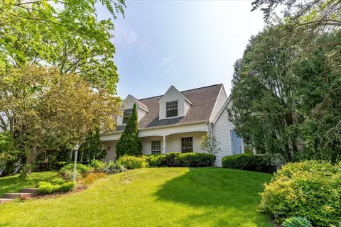 101 Everglade Dr, Madison, WI 53717