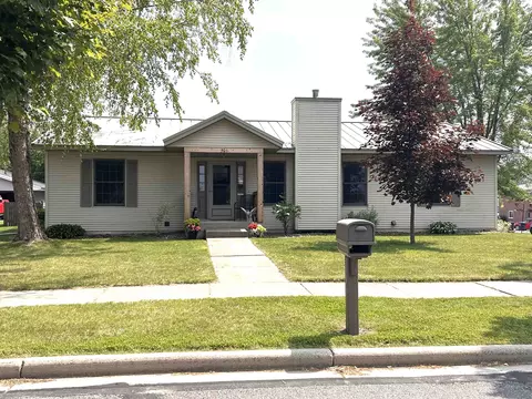 301 E Council St, Tomah, WI 54660