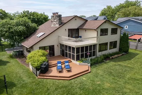 3154 Waucheeta Trl, Madison, WI 53711