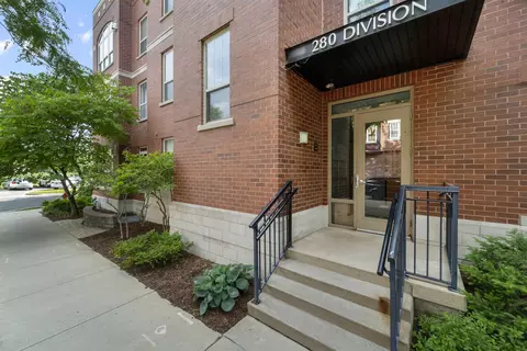 280 Division St #102, Madison, WI 53704