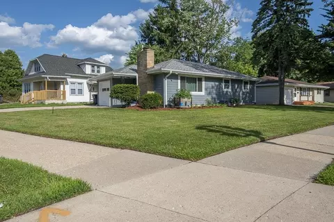 2302 E Milwaukee St, Janesville, WI 53545