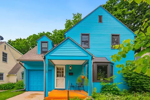818 Ottawa Trl, Madison, WI 53711