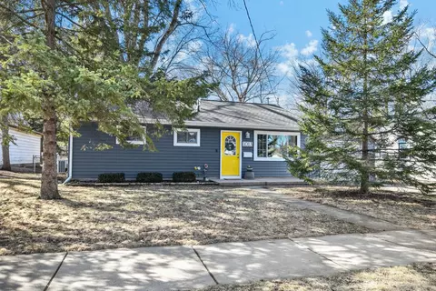 1013 Blaine Dr, Madison, WI 53704