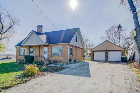105-107 Porter St, Marshall, WI 53559