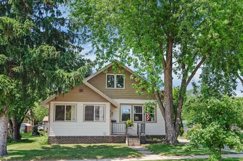 317 E Franklin St, Portage, WI 53901