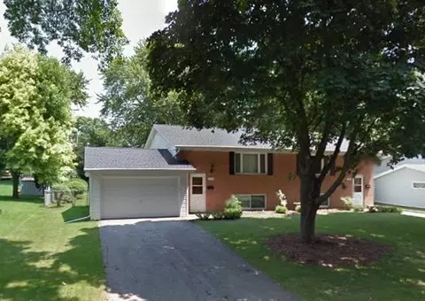 5104 Schofield St, Monona, WI 53716