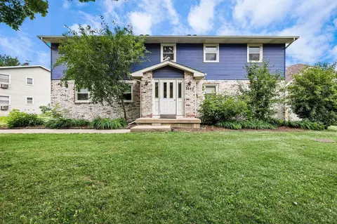 2645 Smithfield Dr, Fitchburg, WI 53719