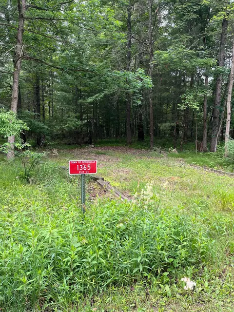 1365 Fur Ct, Wisconsin Dells, WI 53965