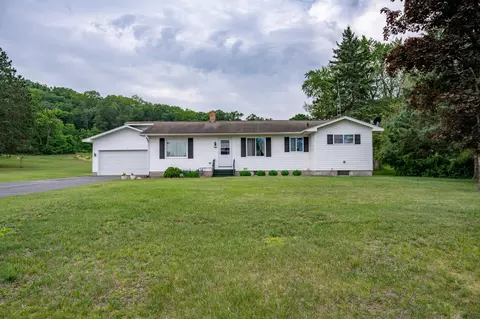 107 Oak St, Necedah, WI 54646