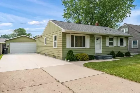 2016 Prairie Ave, Beloit, WI 53511