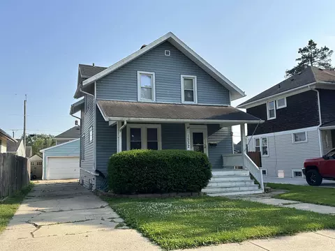 1532 Vista Ave, Janesville, WI 53545