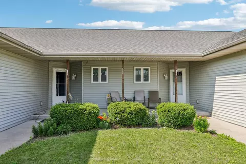 1709-1711 Bates St, Sauk City, WI 53583