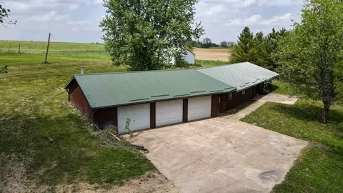 774 Enloe Rd, Rewey, WI 53580