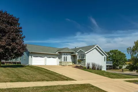 1227 N 3rd St, Monroe, WI 53566