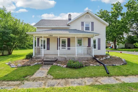 1383 Range Trl, Verona, WI 53593