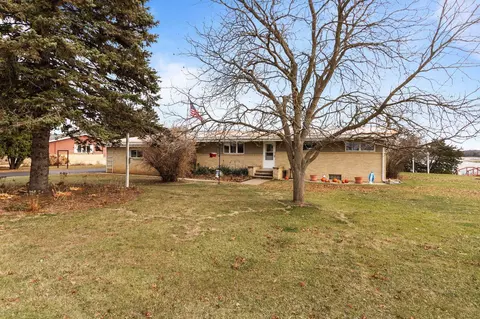 230 Gilbertson St, Markesan, WI 53946