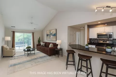 8530 Greenway Blvd #315, Middleton, WI 53562
