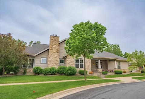 8201 Highview Dr, Madison, WI 53719