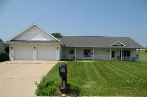719 Washington St, Monticello, WI 53570