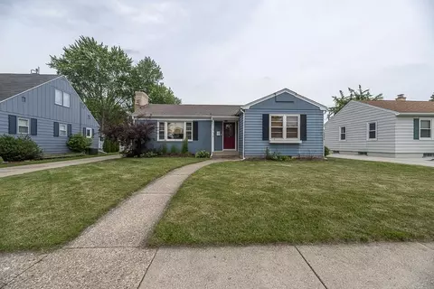734 N Ringold St, Janesville, WI 53545