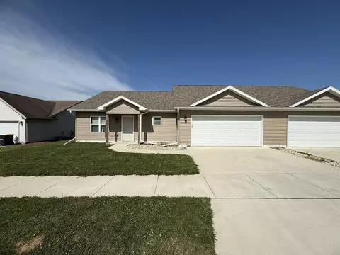 511 3rd Ave #6, Monroe, WI 53566