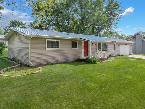 1162 15th St, Reedsburg, WI 53959