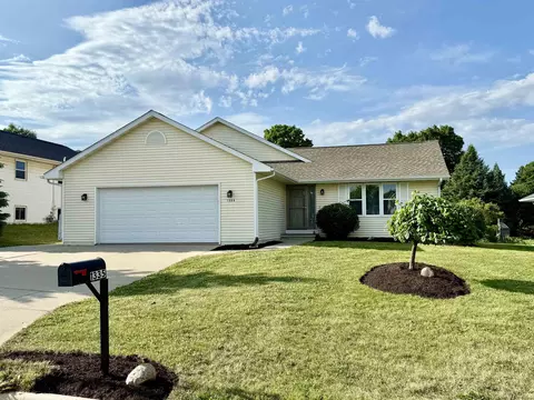 1335 Terapin Trl, Janesville, WI 53545
