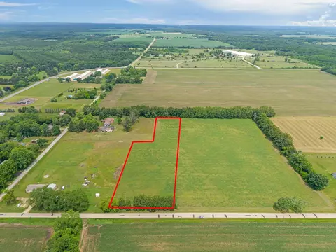 9 6 Ac Gulch Ave, Wisconsin Dells, WI 53965
