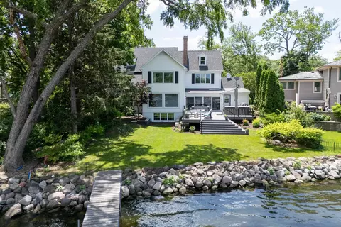 44 Burrows Rd, Madison, WI 53704