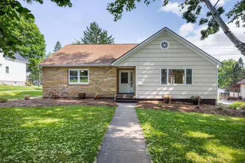 421 Fremont St, Lake Mills, WI 53551