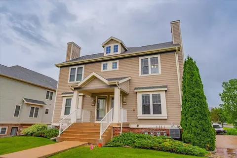 3949 Maple Grove Dr, Madison, WI 53719