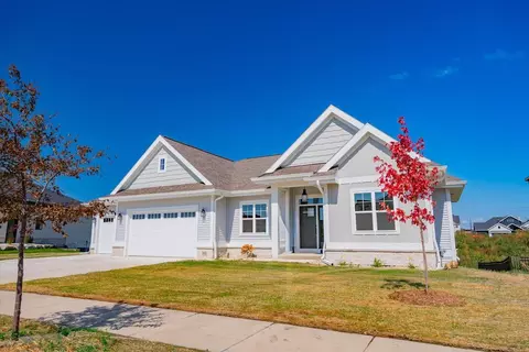 905 Westbridge Ct, Waunakee, WI 53597