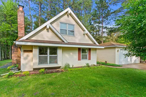 389 White Horse Ct, Nekoosa, WI 54457
