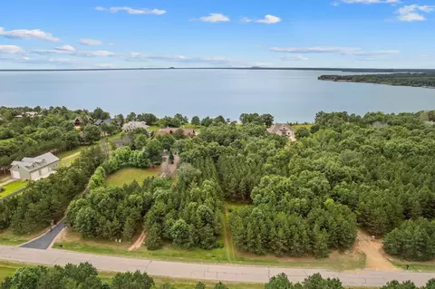 w4627 Big Bay Road, Necedah, WI 54646