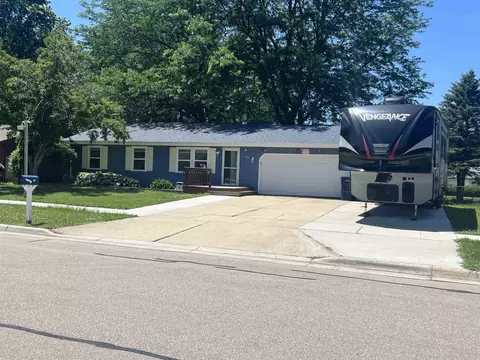 1410 S Arch St, Janesville, WI 53546