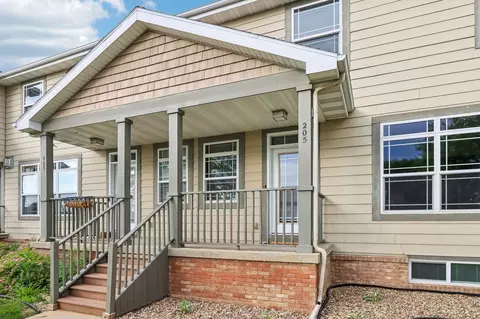 205 Wyalusing Dr, Madison, WI 53718