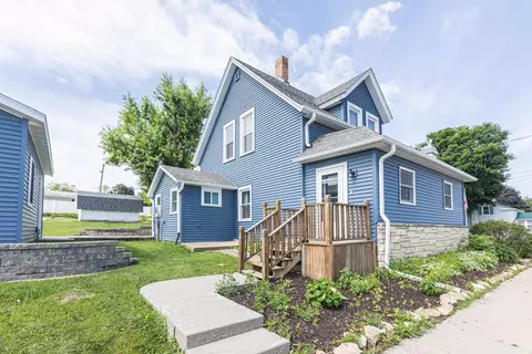 142 W Church St, Shullsburg, WI 53586