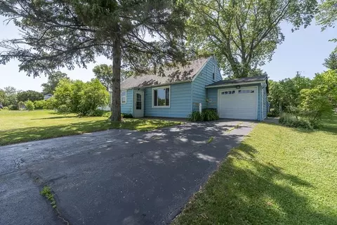 2120 E Delavan Dr, Janesville, WI 53546