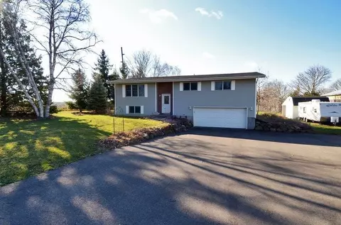2641 Gaston Rd, Cottage Grove, WI 53527