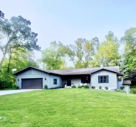 w10347 Wisconsin 49, Waupun, WI 53963