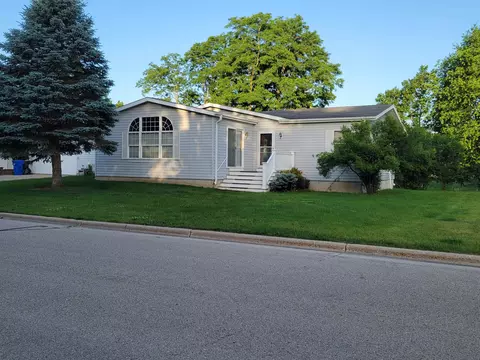 303 Herwig Dr, Pardeeville, WI 53954