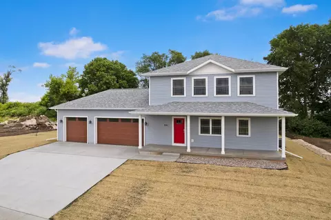 422 Roosevelt St, Baraboo, WI 53913
