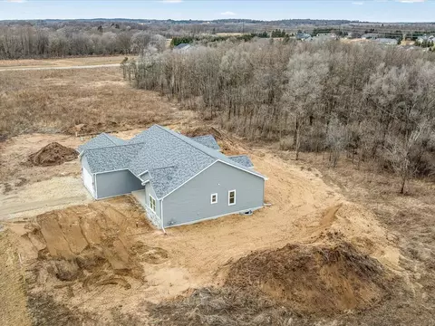 View/Area - 3286 W Prairie Grove Ln, Beloit, WI 53511 photo 5 of 10