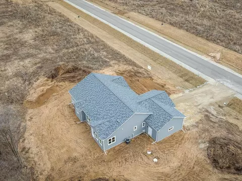 View/Area - 3286 W Prairie Grove Ln, Beloit, WI 53511 photo 8 of 10