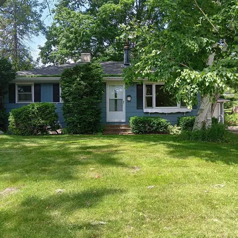 1126 Bonnie Ln, Madison, WI 53716