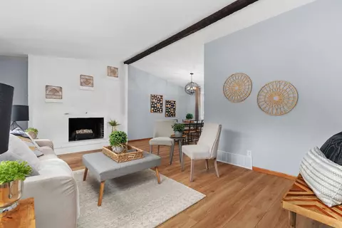 29 Pilgrim Cir, Madison, WI 53711