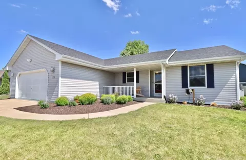 1174 Edgeview Dr, Janesville, WI 53545