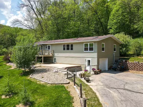 22291 Ledo Ln, Richland Center, WI 53581