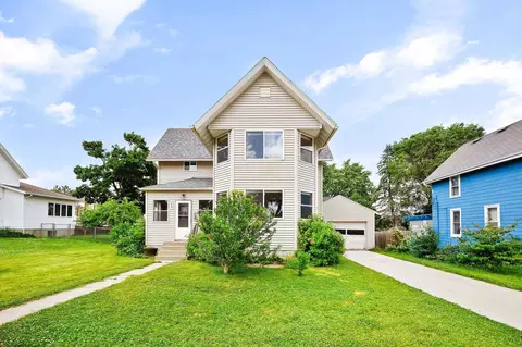 227 W Church St, Belleville, WI 53508